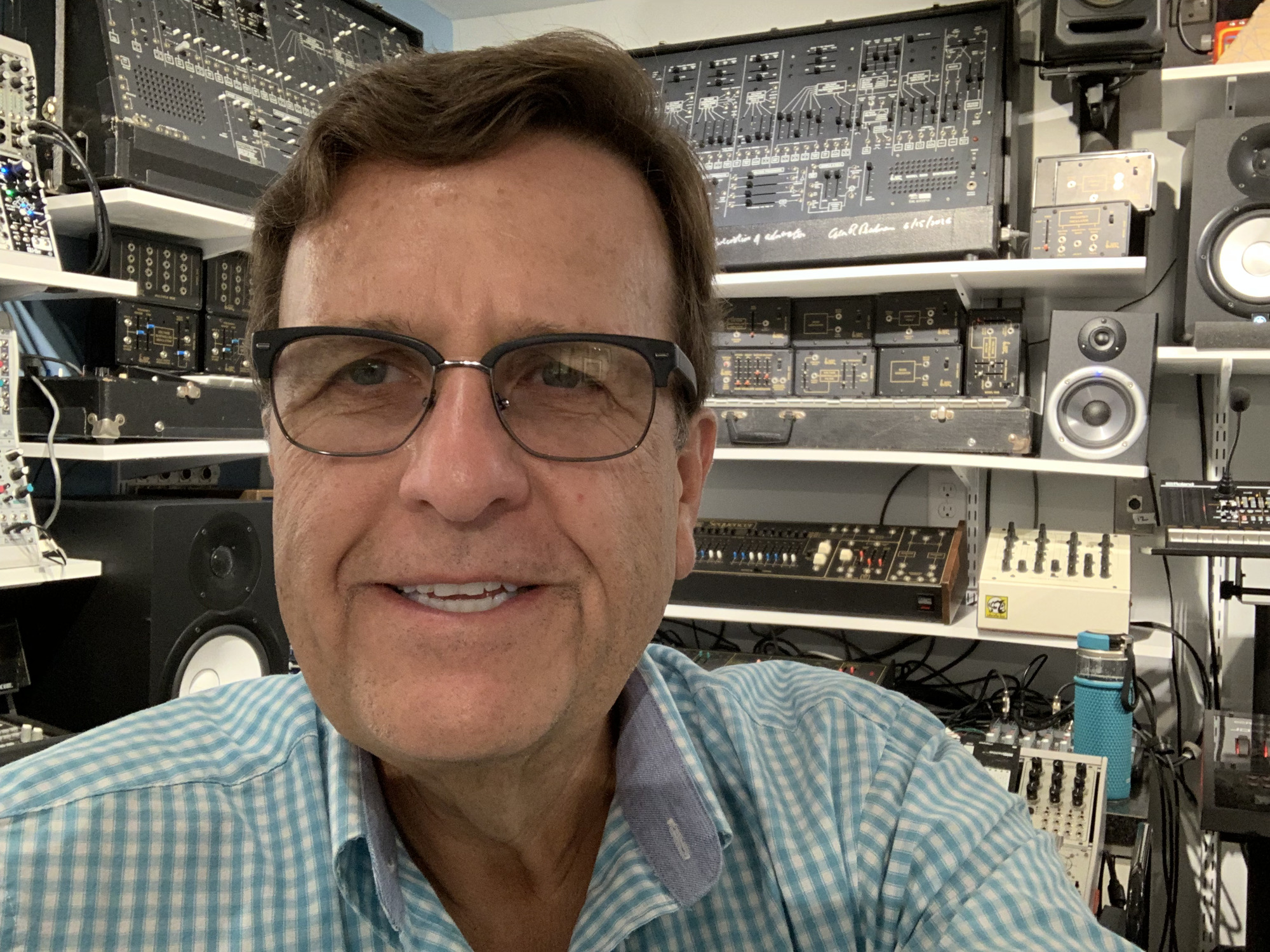 Dr. Boulanger wearing glasses, Pearlman gear behind